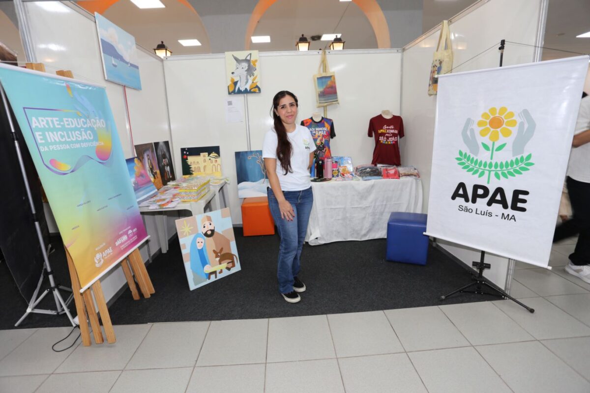 A APAE de São Luís, mantenedora do CEST, também esteve presente com um estande durante o evento - Foto: Divulgação