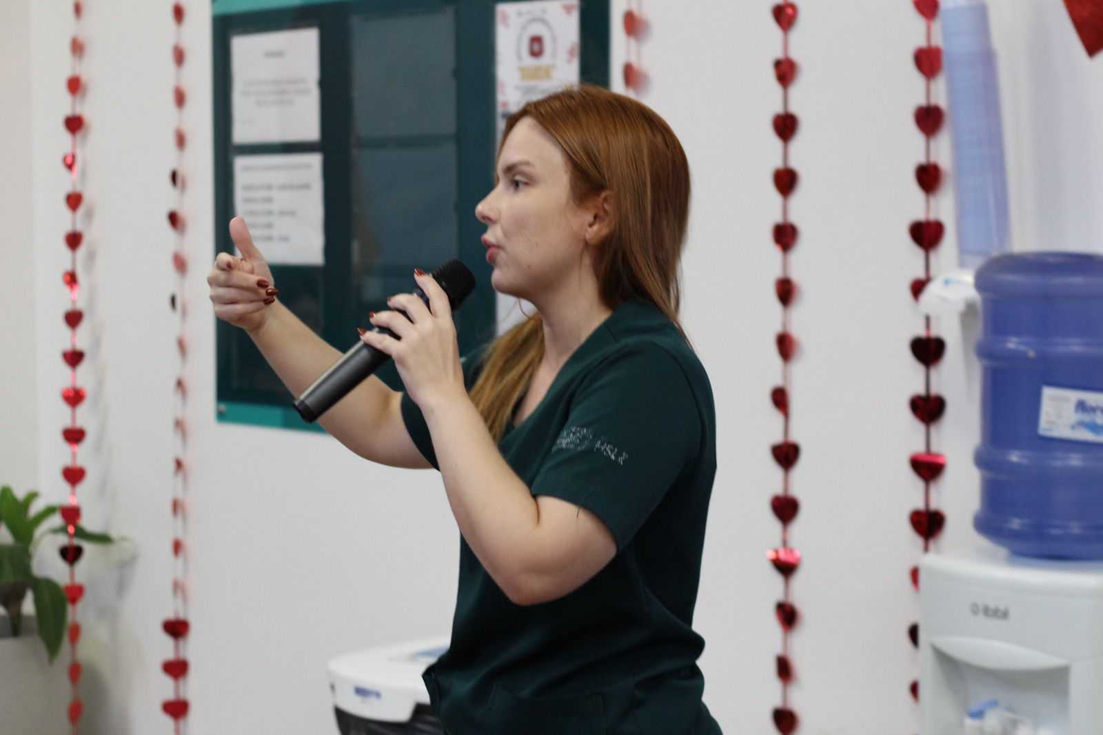 A enfermeira Rebeca Cutrim, coordenadora do Núcleo de Educação Permanente em Saúde (NEPE), que organizou o evento - Foto: Belarmino Gomes