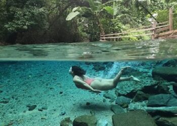 Nascente de águas incrivelmente cristalinas e azuis são atrativos constantes por entre os destinos que compõem a região das Serras Gerais – Foto: Divulgação