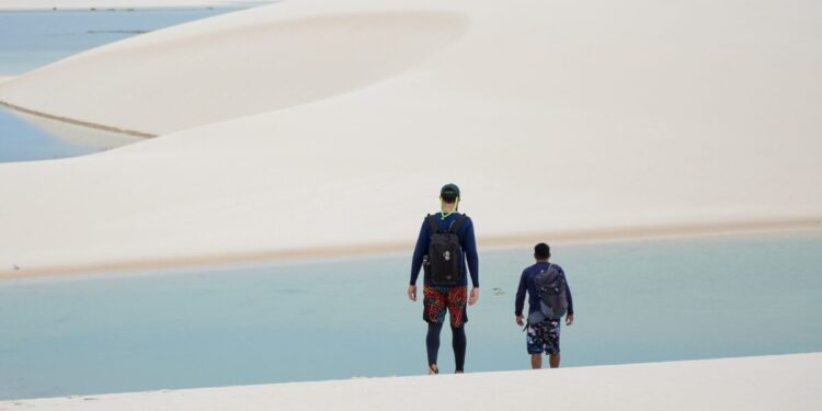Com duração de um dia, o mini trekking nos Lençóis é uma atividade de intensidade moderada que permite vivências únicas – Foto: Leo Castro