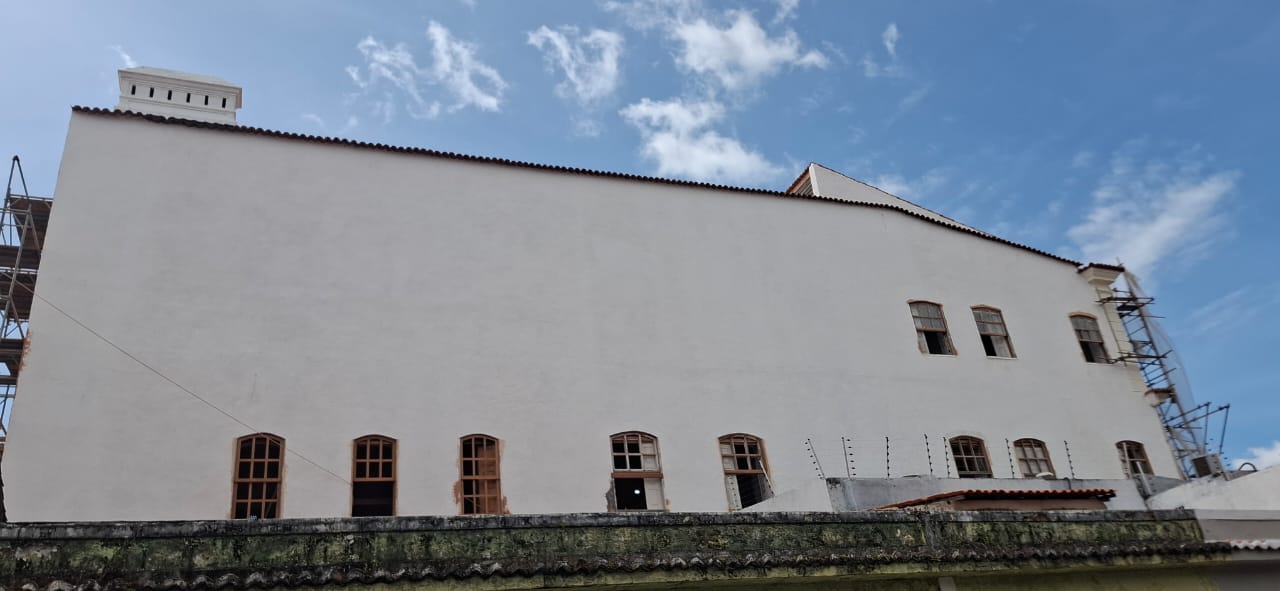 Em toda a extensão do tempo, o prédio abrigou parte importante do acervo arquitetônico, além de jornal e rádio - Foto: Gutemberg Bogéa