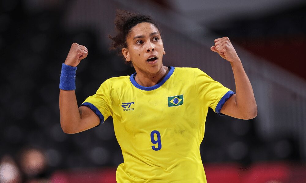 Ana Paula Rodrigues Belo, campeã mundial da Seleção Brasileira de Handebol em 2013 - Foto: Divulgação
