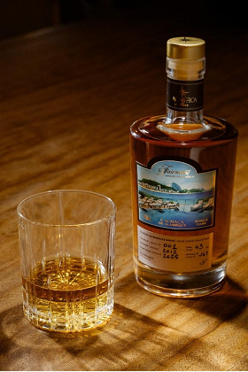 São apenas 110 garrafas que tiveram a escolha do barril feita pelo mixologista do hotel Fairmont, Cassiano Melo - Foto: Divulgação