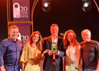 Ronaldo Albertino, Ivana Bezzera, Jeferson Munhoz, Rossana Bezzera e Ivan Bezzera - Foto: Divulgação