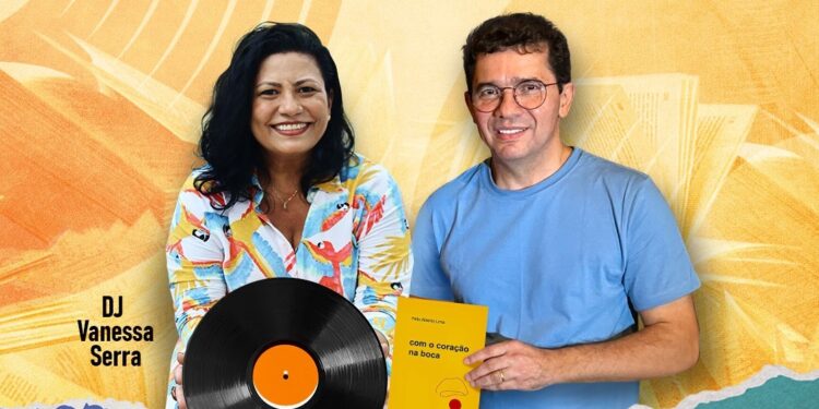 Sarau poético musical em noite de lançamento literário - Foto: Divulgação