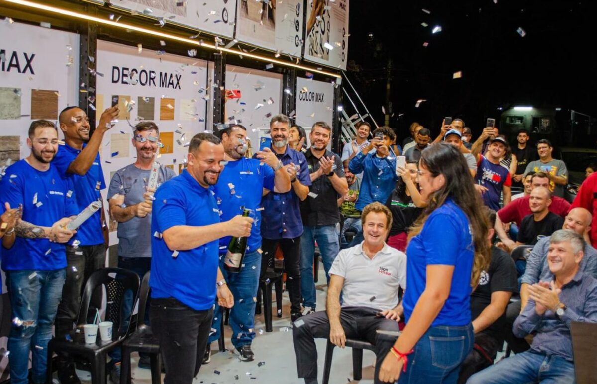 A Potisigns, maior rede de suprimentos de comunicação visual do Brasil, chega à Maquintex - Foto: Divulgação