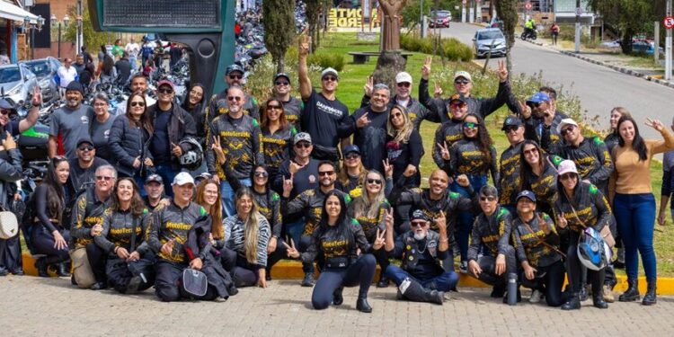 Integrantes do grupo MotoTerapia, de Campinas (SP), que compareceu em peso ao "Monte Verde Bike Fest" - Foto: Divulgação