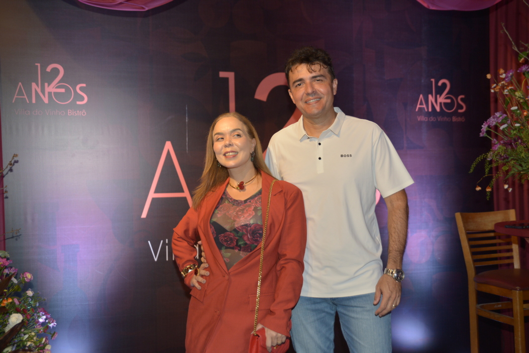 Luísa e Dra Keila Matos entre os anfitriões - Foto: Divulgação