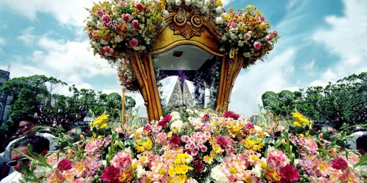 Tombada como Patrimônio Cultural de Natureza Material, a Berlinda é símbolo de Fé para milhões de devotos Foto: João Ramid