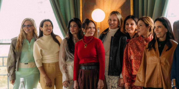 Formadores de opinião brasileiros almoço na Printemps de Paris - Foto: Pam Martins