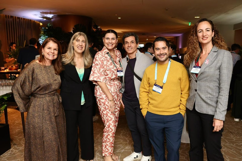 Patrícia Costa, Angeles Yugdar, Dani Andreazzi, Humberto Murakami e Sophie Barbara - Foto: Reginaldo Teixeira