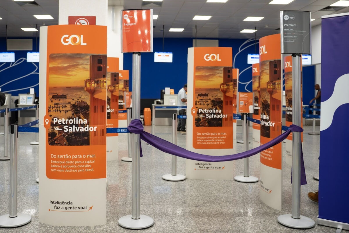 O check-in do aeroporto de Petrolina (PNZ) se veste de GOL para celebrar a nova rota direta da Companhia a Salvador (SSA) - Foto: Victor Erlacher Espindula