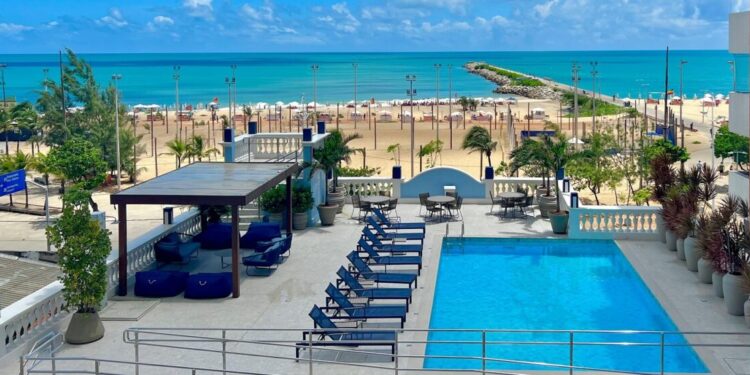 Um empreendimento hoteleiro com opções de cultura e lazer diferenciadas, além de entretenimentos esportivos nas areias da Praia de Iracema - Foto: Divulgação