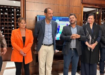 Alexandre Damasceno, empresário e proprietário da Vinicola Vale do Gongo; Bárbara Botega, Secretária de Estado de Cultura e Turismo de Minas Gerais; Itallo Mendes, Secretário Municipal de Turismo de Grão Mogol e presidente da Associação Nacional de Secretários e Dirigentes Municipais de Turismo (Anseditur); Diêgo Fagundes, prefeito de Grão Mogol; Patrícia Moreira, Subsecretaria de Turismo de Minas Gerais Gustavo Campos, Secretário de Turismo de Conceição do Mato Dentro - Foto: Divulgação