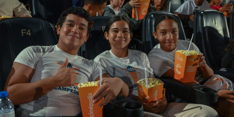 Os judocas do projeto Farol dos Campeões também aprovaram a ação e se divertiram muito - Foto: Divulgação