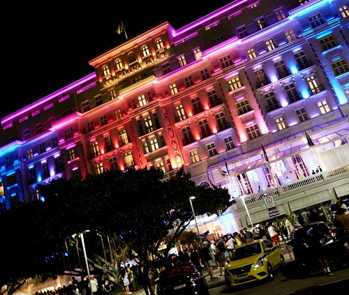 Um baile para encher de alegria carnavalesca os salões do Copacabana Palace - Foto: Divulgação