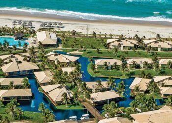 Resort em Aquiraz oferece menu elaborado, chegada do Papai Noel e white party para a virada de ano - Foto: Divulgação