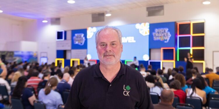 O desempenho reforça a força do turismo nordestino e o protagonismo da empresa no setor. No detalhe, Gustavo Luck - Foto: Luiz Fabiano