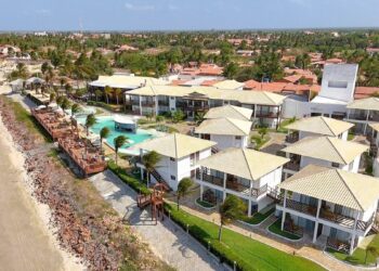 Oiti Beach Resort possui localização privilegiada, em frente à praia de São José - Foto: Rafael Guterres