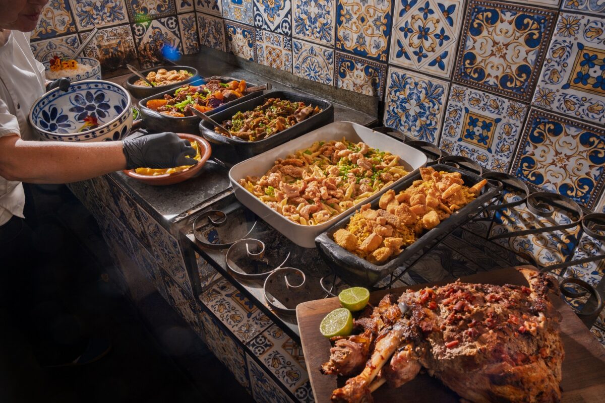 Naturalmente orgânico: a comida fresca e cheirosa é feita com ingredientes selecionados e preparada no fogão a lenha - Foto: Tamás Bodolay