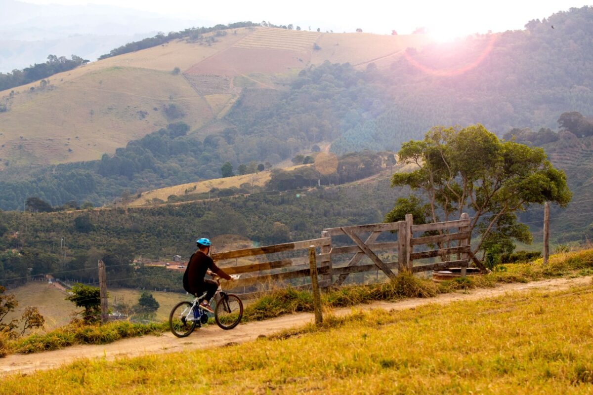 A bela paisagem montanhosa vista do Hotel Fazenda Colina dos Sonhos - Foto: Divulgação