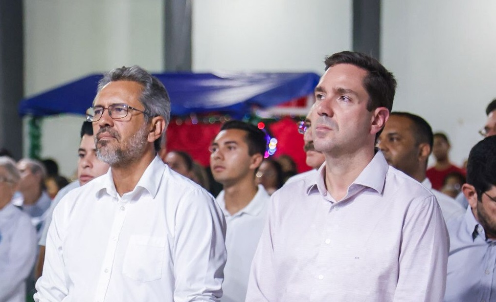 O governador Elmano de Freitas e o secretário do Turismo, Eduardo Bismarck destacam o crescimento do turismo no Ceará, impulsionado por eventos, conectividade e turismo religioso - Foto: Divulgação