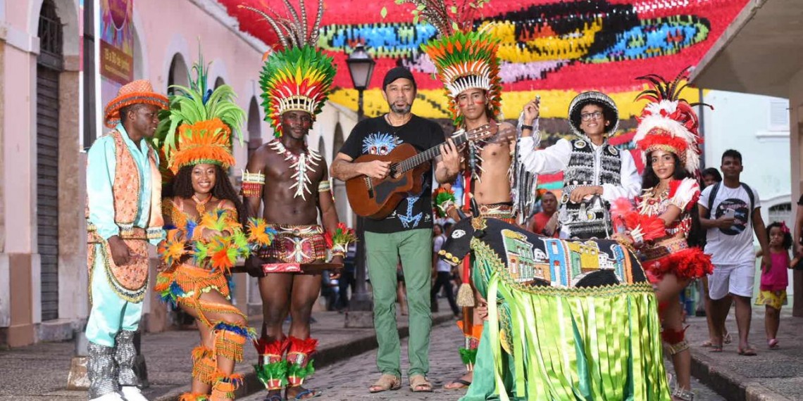 César Nascimento em videoclipe