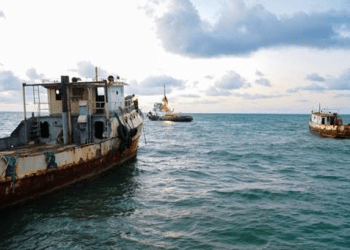 Embarcações naufragadas na costa brasileira