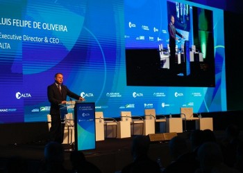 Fórum do setor aéreo da América Latina em discussão em Brasília