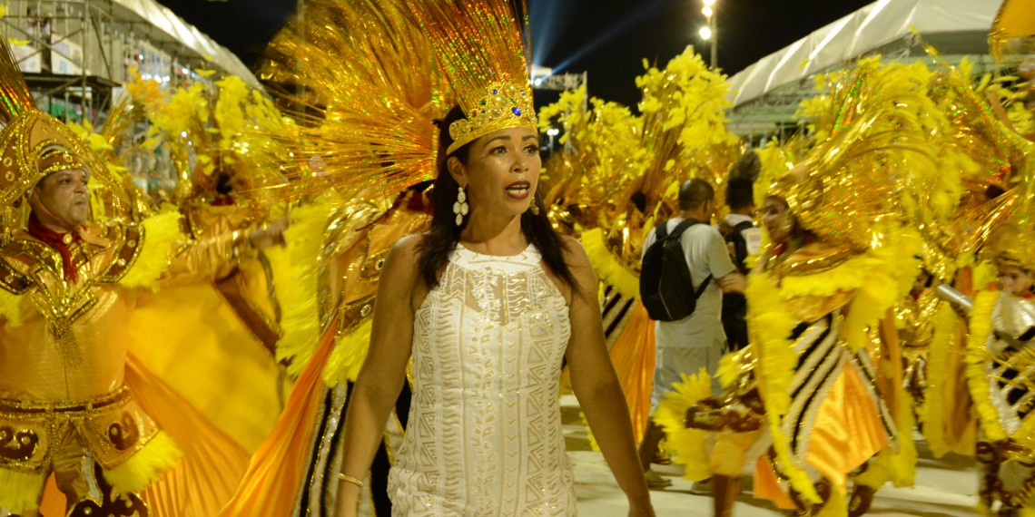 Os Brasinhas agita o sábado de pré-carnaval