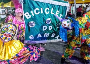 Eu te conheço carnaval, e os dias gordos!