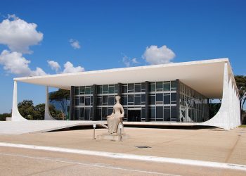 Supremo Tribunal Federal na mira da PEC 35/2015!