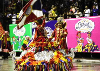 Deu Flor do Samba na cabeça!