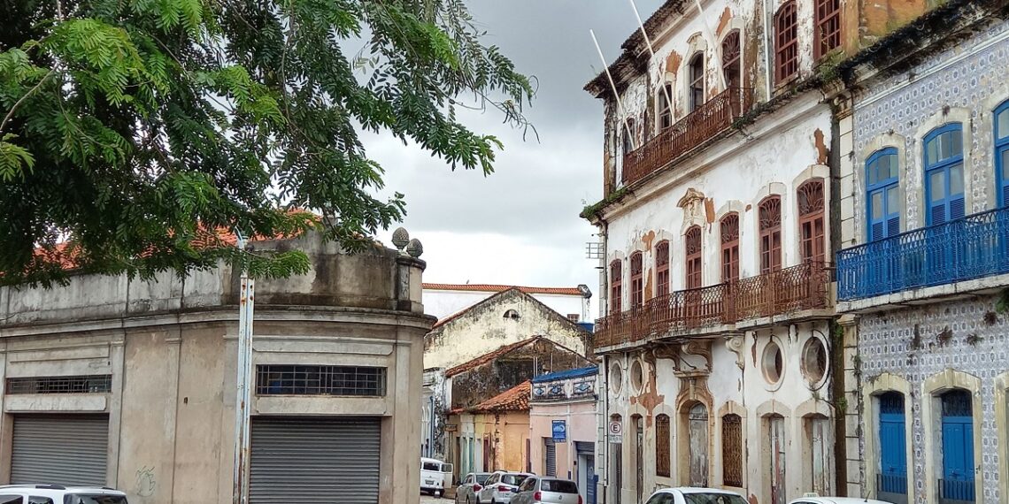 O feixe de varas unido pelo Bem do Maranhão