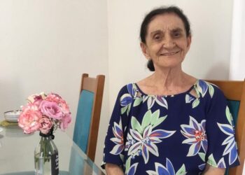 Tecelã dos nossos lumes literários