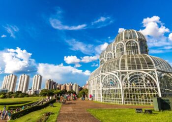 Curitiba passa de cidade ecológica para uma das mais poluentes do Brasil