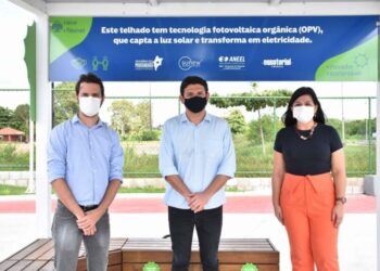 Pérgolas com Geração de Energia Solar são instaladas em São Luís