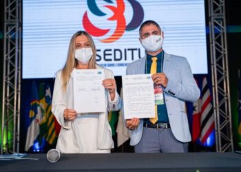 São Luís firma acordos com Brasília e Fortaleza no Turismo