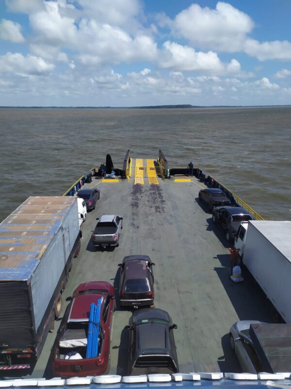 O ferry boat é um dos meios de transporte para a Ilha de Marajó - Foto: Seleucia Fontes