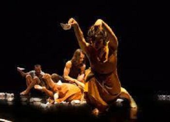 Performance do o espetáculo Casa de Abelha do Grupo Tápias do Rio de Janeiro – Foto: Reprodução