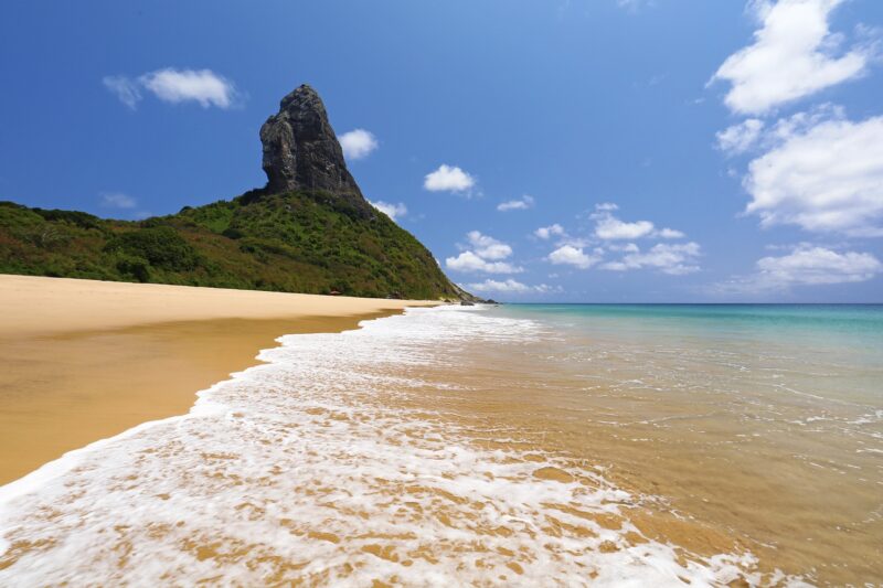 As mais exuberantes praias do litoral brasileiro a espera dos visitantes para brindar 2022 - Foto: Divulgação