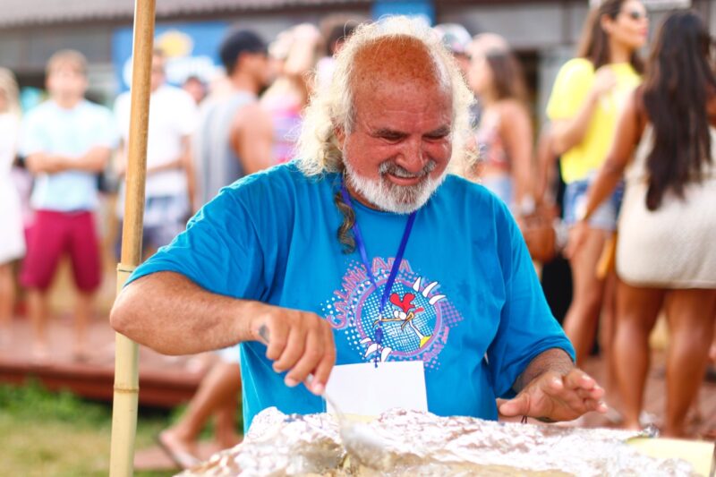 Um dos anfitriões da Ilha, prepara a festa da Pousada Zé Maria que leva seu nome com atrações de peso – Foto: Divulgação