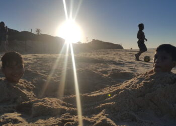 Staff dos Sebrae MA, PI e CE deliberaram sobre cinco eixos condutores das ações do projeto Rota das Emoções e seus Novos Desafios. No detalhe, sol, mar e praia, em harmonia na Rota das Emoções - Foto: Gutemberg Bogéa