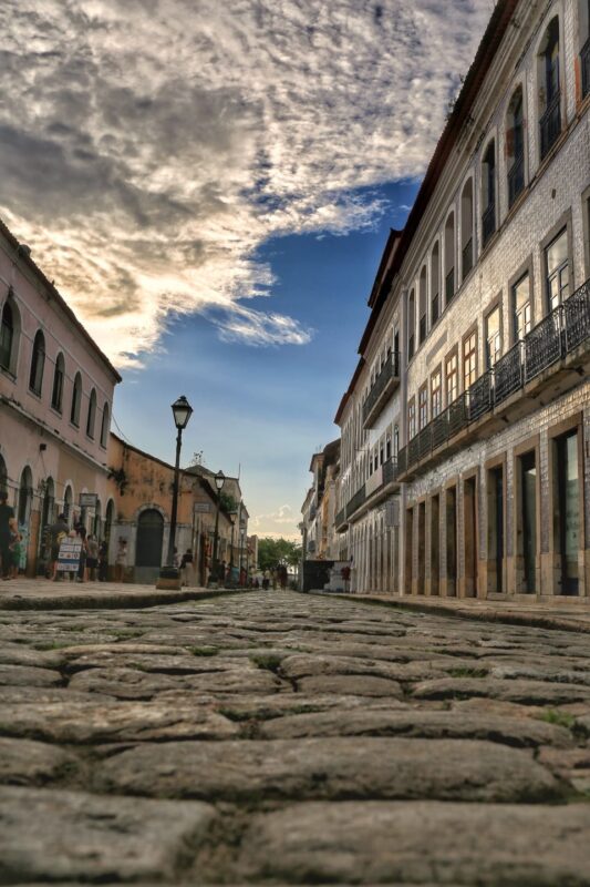 Um destino onde a cultura percorre as ruas da cidade em toda sua autenticidade - Foto: Junior Foicinha