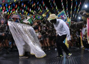 Vivam São João dos Carneirinhos e uma das mais fortes manifestações culturais do Brasil, no Maranhão!