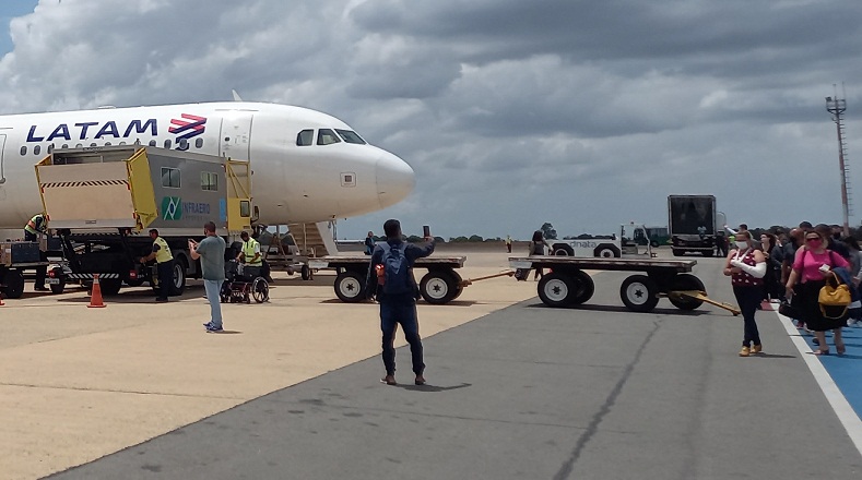 Soluções inovadoras da IHS nos aeroportos permitirá uma padronização de alta qualidade nos serviços de telecomunicações. No detalhe, o Aeroporto Marechal Cunha Machado, em São Luís, incluso no sistema de instalação das redes - Foto: Gutemberg Bogéa