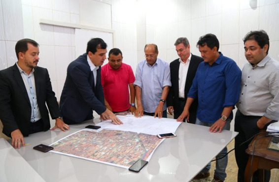 O projeto não foi além de uma “besourada” de técnicos e vereadores. O que não saiu do papel, em São Luís, foi feito em Teresina: Melhor para o povo piauiense – Foto: Reprodução