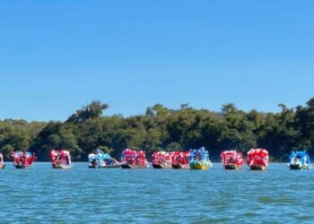 Cidade histórica do Tocantins retoma procissão fluvial