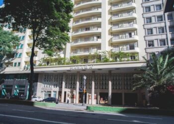 Uma vista do Hotel Marabá próximo a Praça da República e as esquinas das ruas Ipiranga e São João - Foto: Divulgação