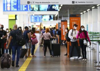 Aeroporto de Guarulhos representa sempre o maior número de embarques e desembarques no país – Foto: Reprodução